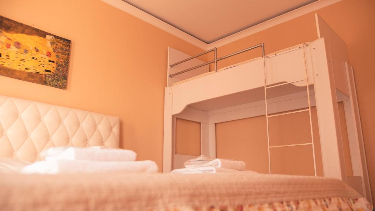 Apart Hotel Orbi Батуми Экстерьер фото